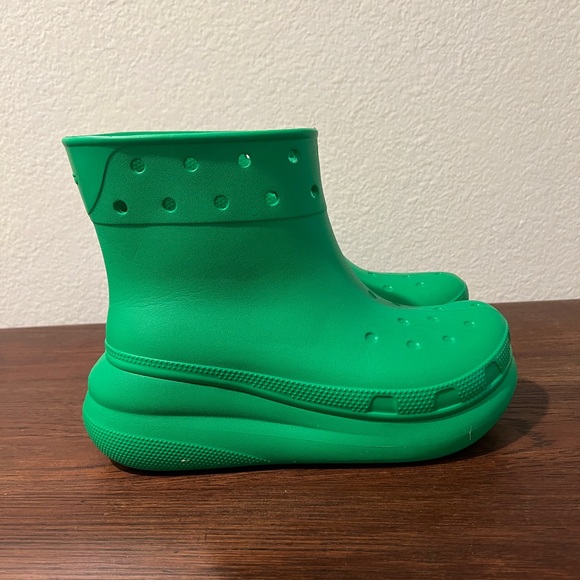 CROCS Rain Boots - Grass Green - W 9 / M 7 - EUC - Picture 6 of 9